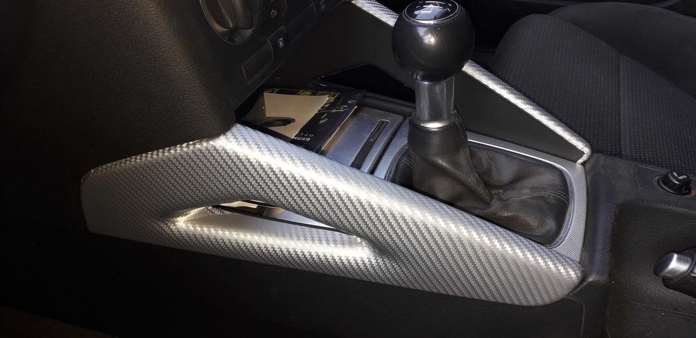 Лепене на фолио по врати и прозорци