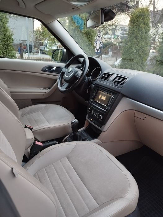 Skoda Yeti TDI 4x4 170cai  Germania Elegance dublu climatr, incz scaune, alcantara bej, navi mare, xenon