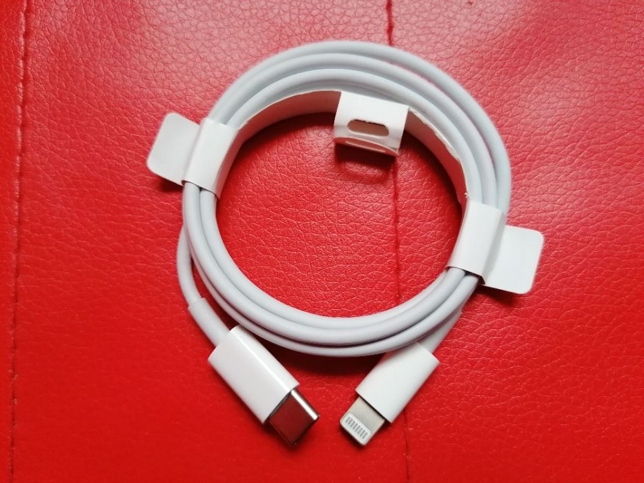 Cablu de Date Apple USB-C > Lightning 1m Incarcare iPhone XR 11 12 Pro