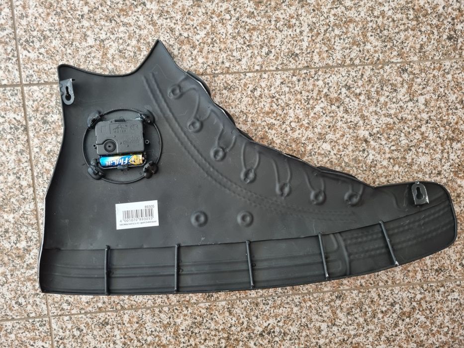 Закачалка часовник