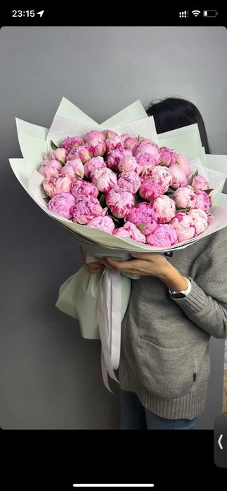 Розы пионы цветы букеты сирень