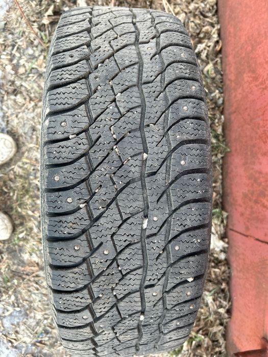 Комплект зимних шин б/у