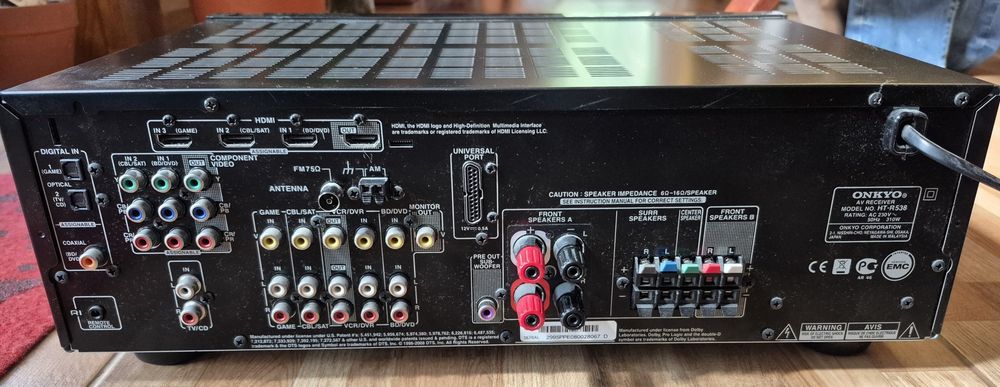 Sistem audio Onkyo HT-R538 + boxe Akai