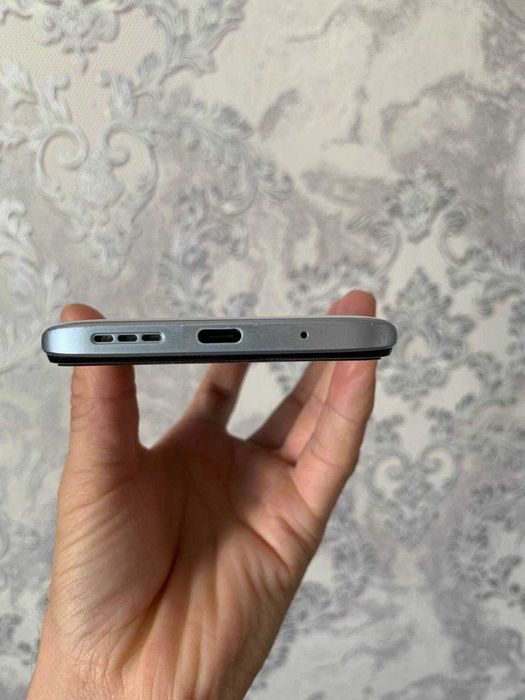 Assalomu alaykum va rahmatullohu va barokatuh Redmi 10 tel sotiladi