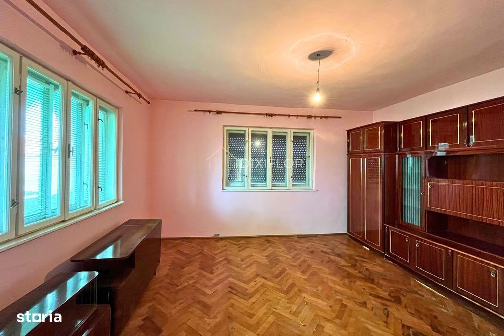 Casă cu 3 camere și teren generos | Vălenii de Mureș | 75.000 €