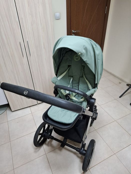 Бебешка количка Cybex Priam 4 Chrome черна кожа