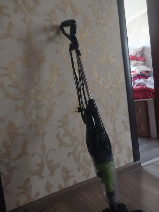 Пылесос ALA TAU PRO F100 зелёной
