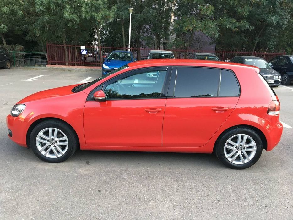 VOLKSWAGEN Golf 2011 — imagine 8