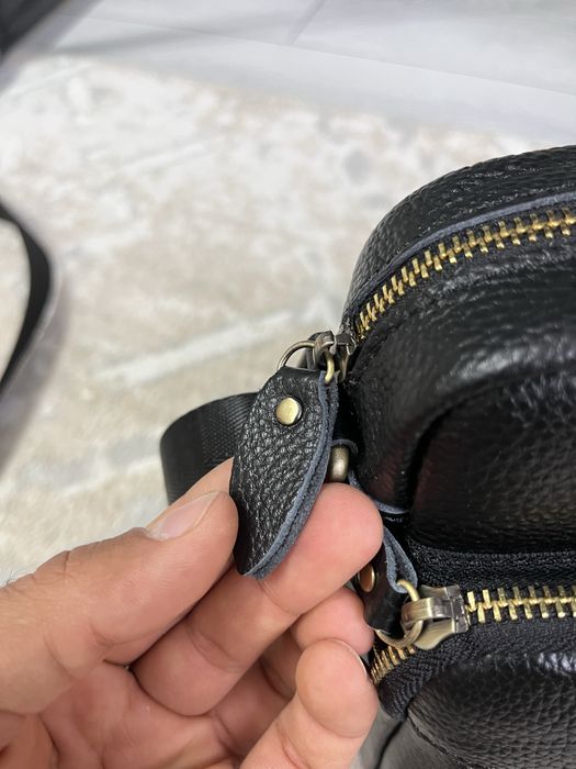 Продам барсетку кожанную