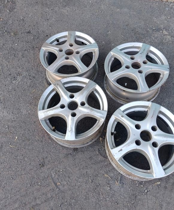 Продаю Диски на 14