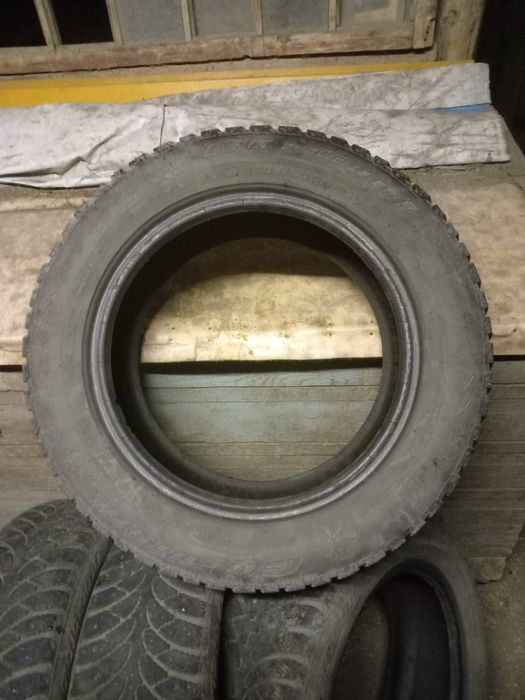 Продам шины 4 шт