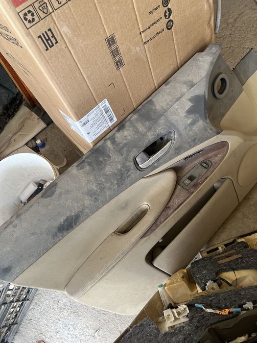 Двери с обшивкой Lexus Gs 300