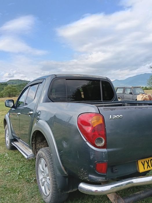 Mitsubishi L200  anu 2008