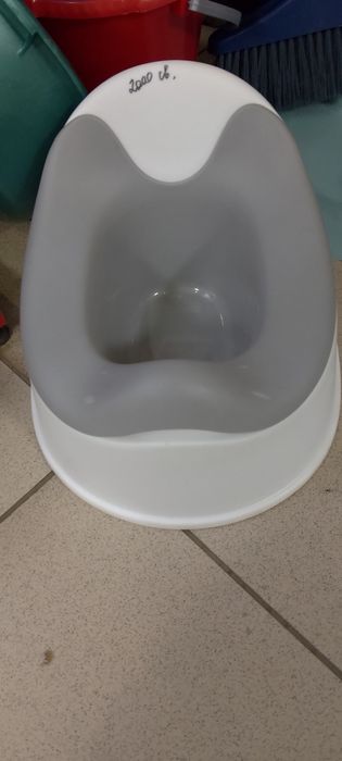Продам детский горшок