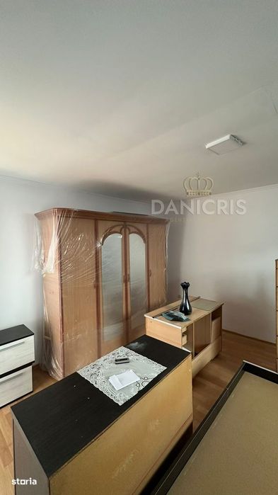 Casă Palas | 3 camere  | Teren 275 mp  | Pod Înalt | Beci