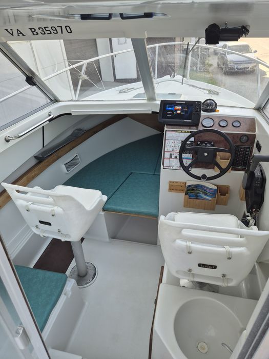 Vând barca Merry Fisher 610