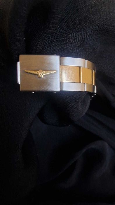 Луксозен Longines Quartz – Масивно Злато и Стомана (14K/585)