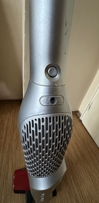 Вертикална прахосмукачка Bosch Pro Animal