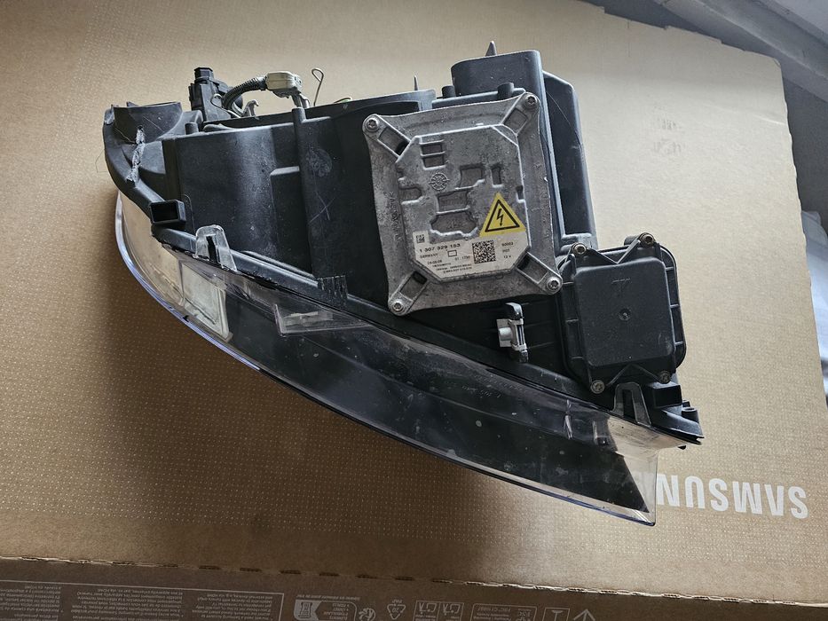 BMW E92 би ксенон фар