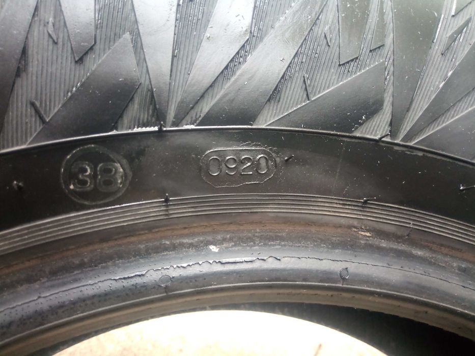 SUV Зимни гуми 215/70/16