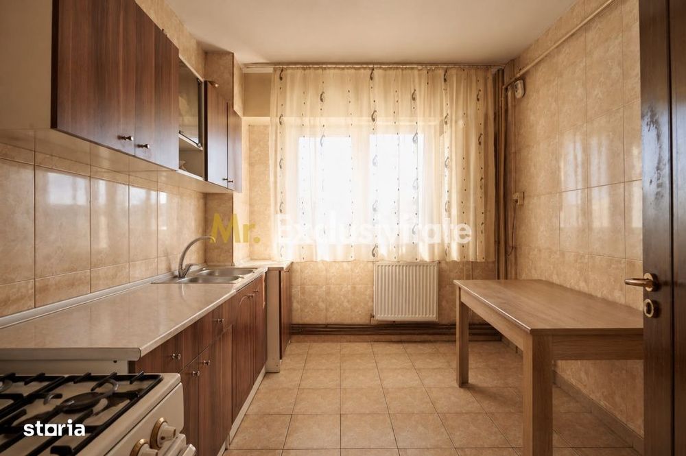 Apartament cu 3 camere - CENTRAL, zona 1 Mai, Pitesti