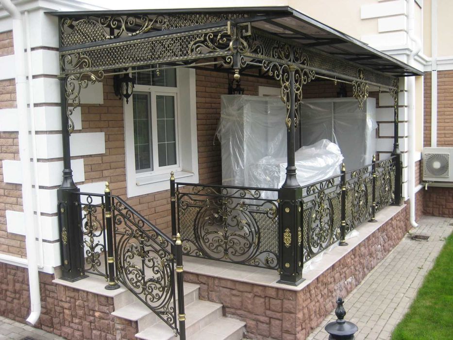 Изготовление и монтаж  Решеток , навесов , ограждения , козырьков .