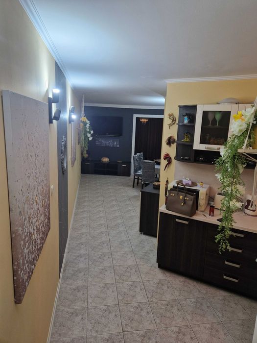 Тристаен апартамент Свети Влас