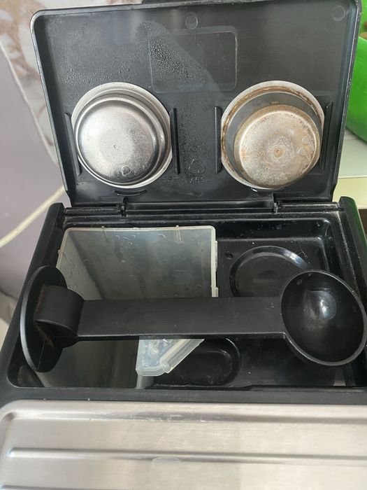 Кофемашинка срочно продам