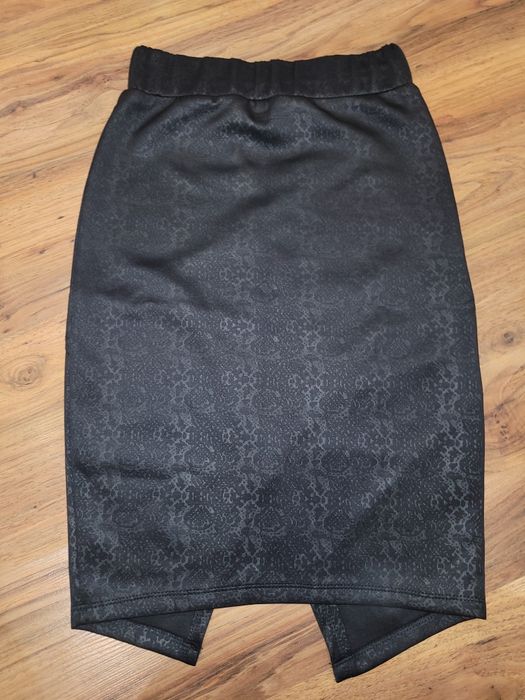 Нова еластична пола