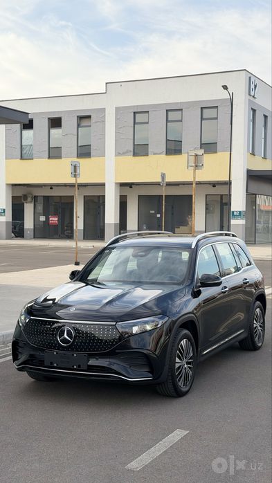 Mersedes Benz EQB 2025