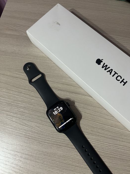 apple watch  se2