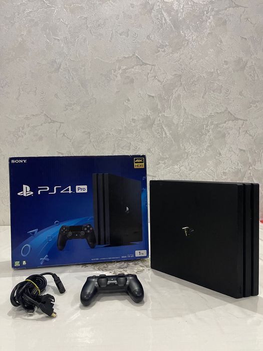 KOTTA CHEGIRMA Ps4 pro 1 TB. holati zor