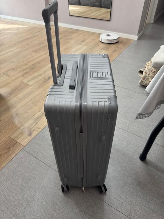 Чемодан 28 дюймов большой размер L