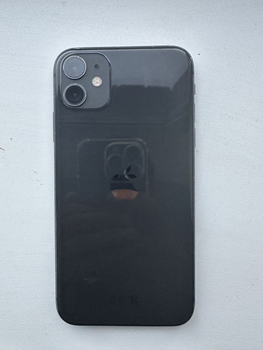 IPhone 11 в хорошем состоянии