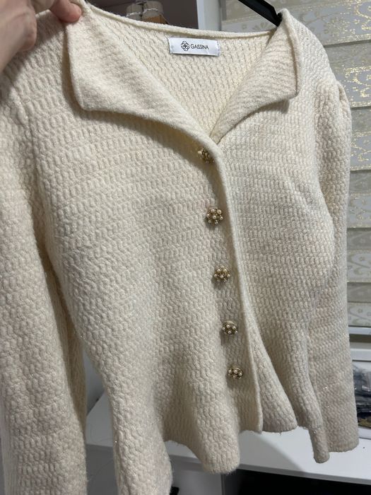 Б/У вещи возврату и обмену не подлежит