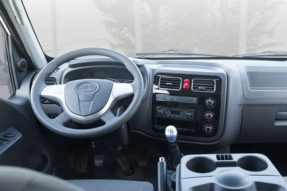 Jac x 200 yuk moshinasi sotiladi.