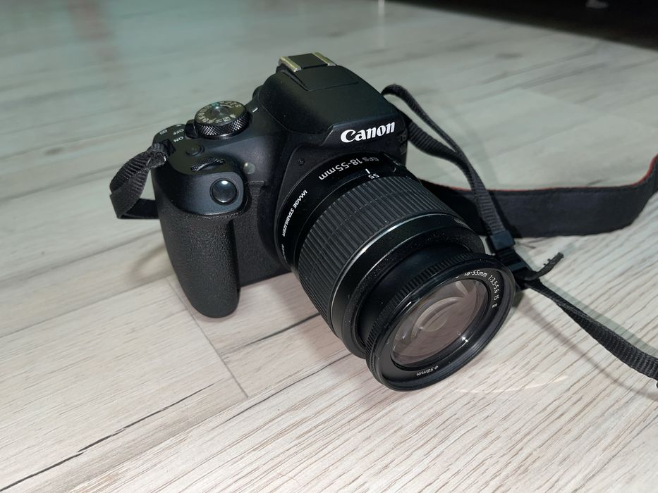 Canon 2000D kit complet – obiectiv 18-55, 3 baterii, filtru CPL