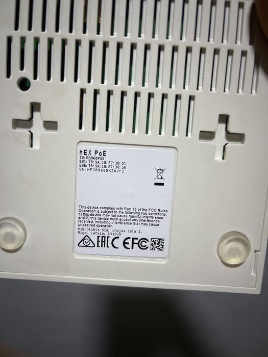 роутер MikroTik RB960PGS