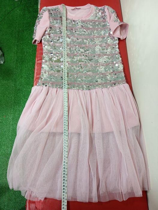 Продам нарядное платье