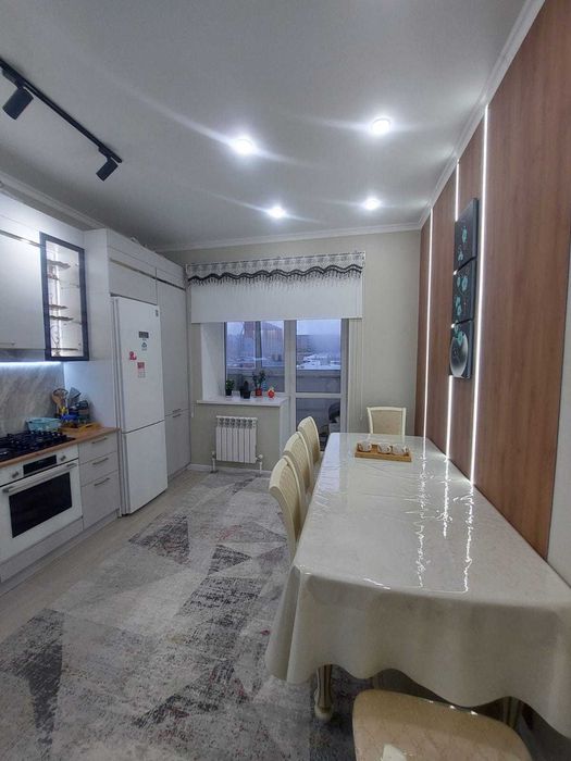 Продам 2 к кв р-н Алтын орда 72кв м евроремонт