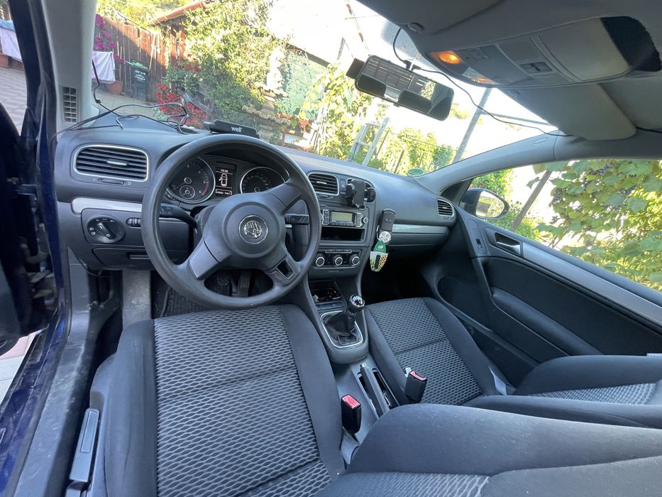 VOLKSWAGEN Golf 2011 — imagine 5