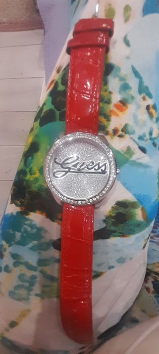 Ceas Guess cu curea roșie damă