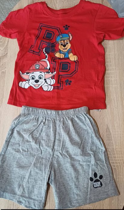 Lot hainute 104-110/sandale 25 Paw Patrol