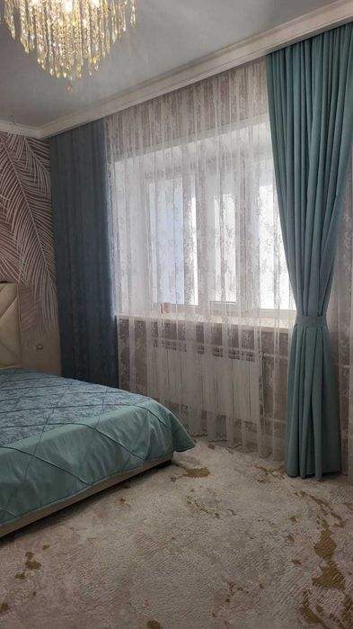 Продам двухэтажный коттедж в центре города