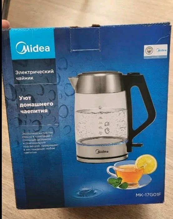 Электрочайник Midea