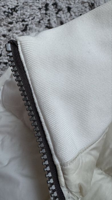 Нов дамски пухен елек,грейка Parajumpers размер М