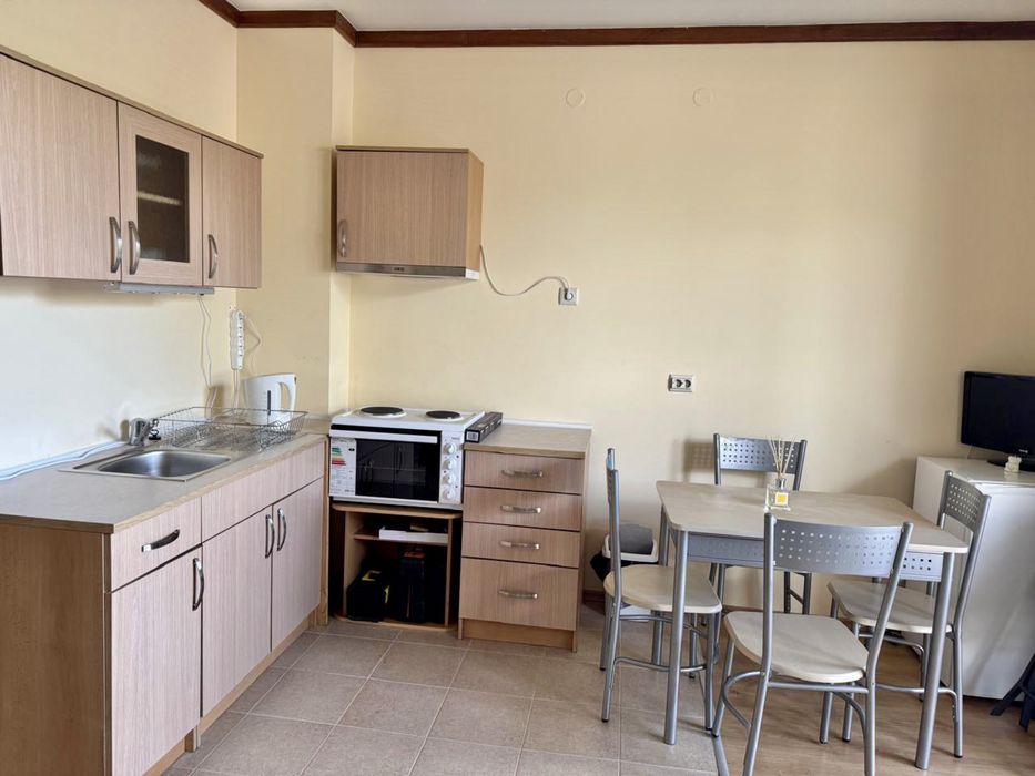 Дава се под наем Едностаен апартамент в Банско - 43 кв.м за 255 € - Снимка #2