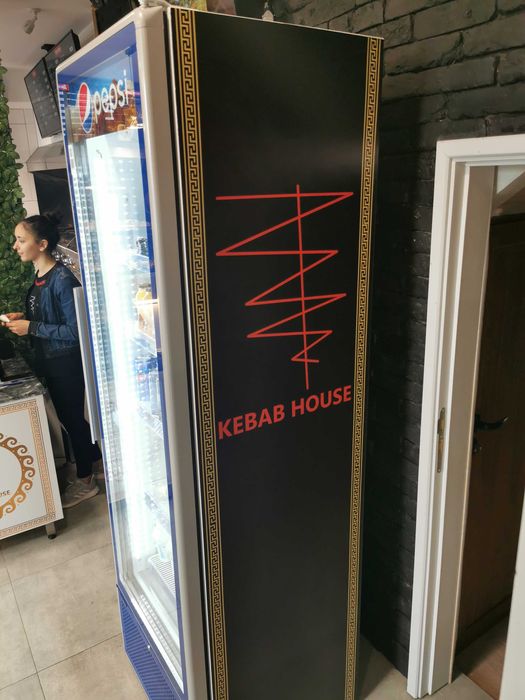 Фолио за вендинг автомати Хладилни витрини и други Цялостно облепяне