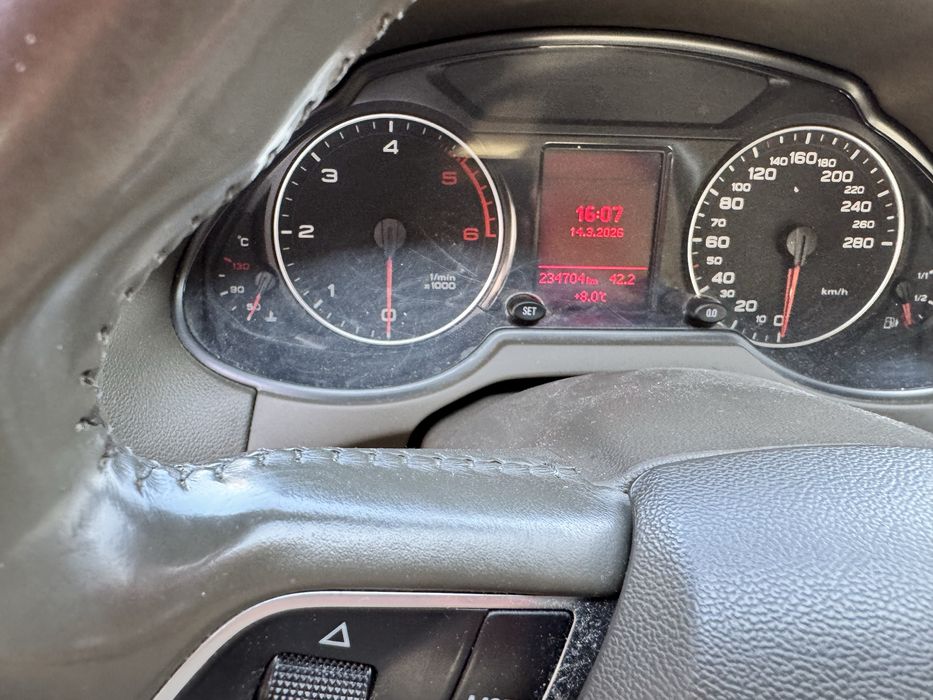 Vând Audi Q5 2012 automată