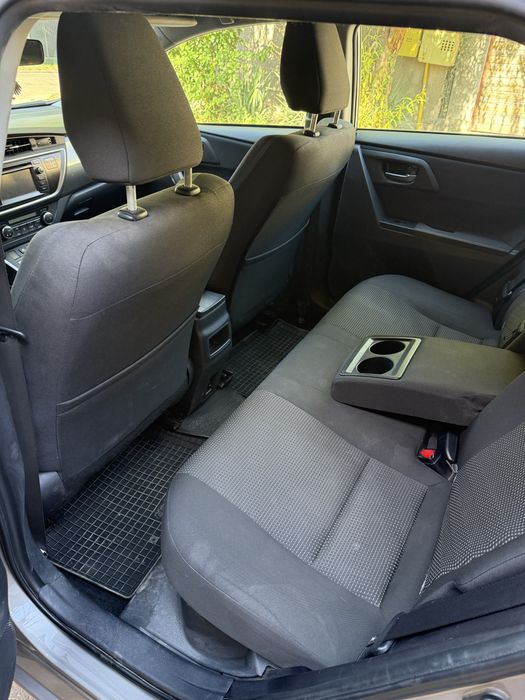 TOYOTA Auris 2014 — imagine 3